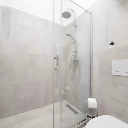 The Harmony Nr 2 * Budapesta